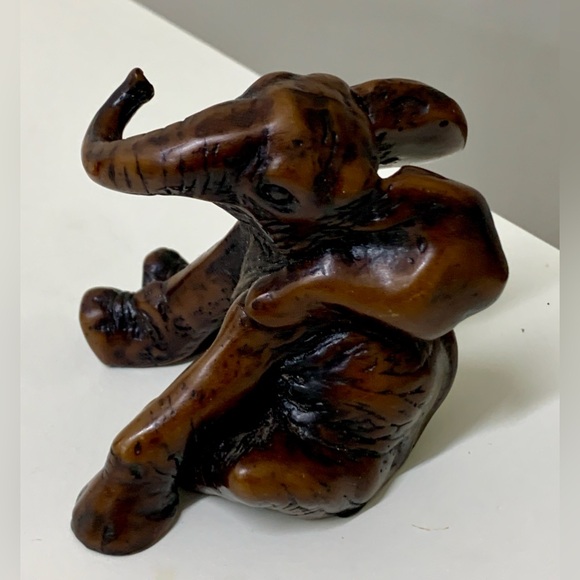 Vintage Mid Century Antique Sitting Playful Baby Elephant Figurine Statue - Picture 6 of 16